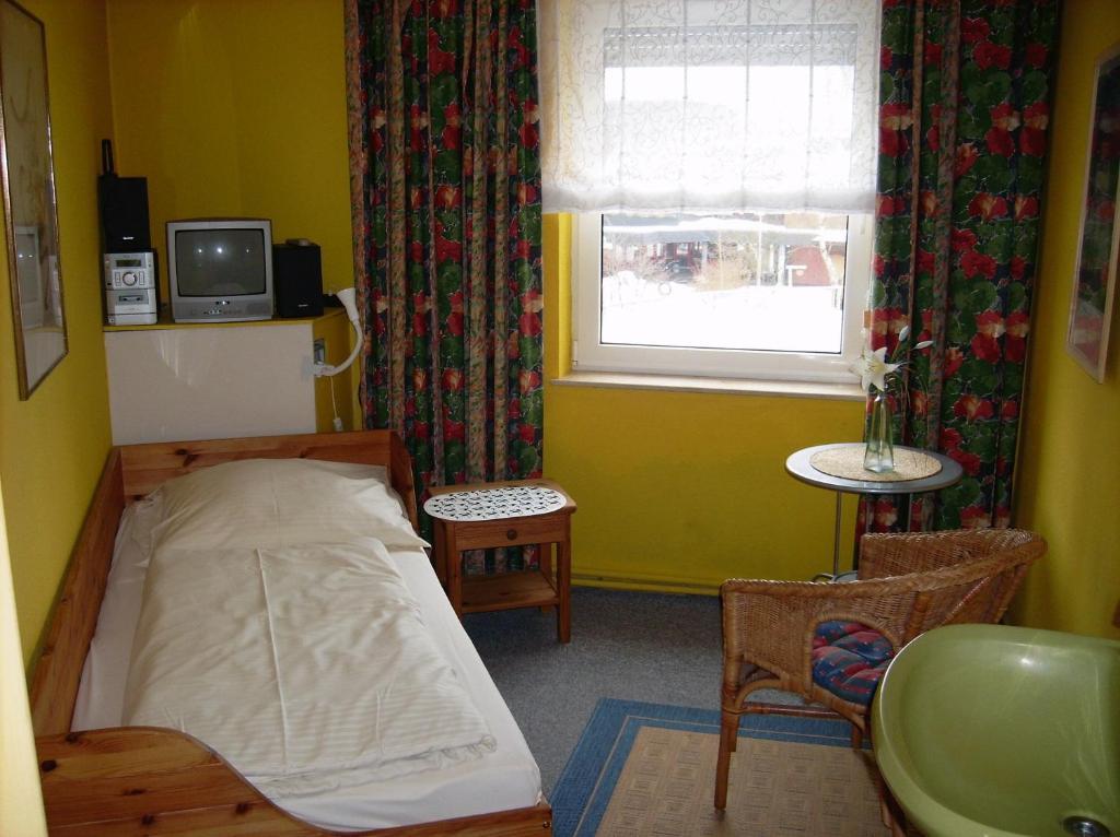 Domhotel Bed & Breakfast Шлезвиг Экстерьер фото